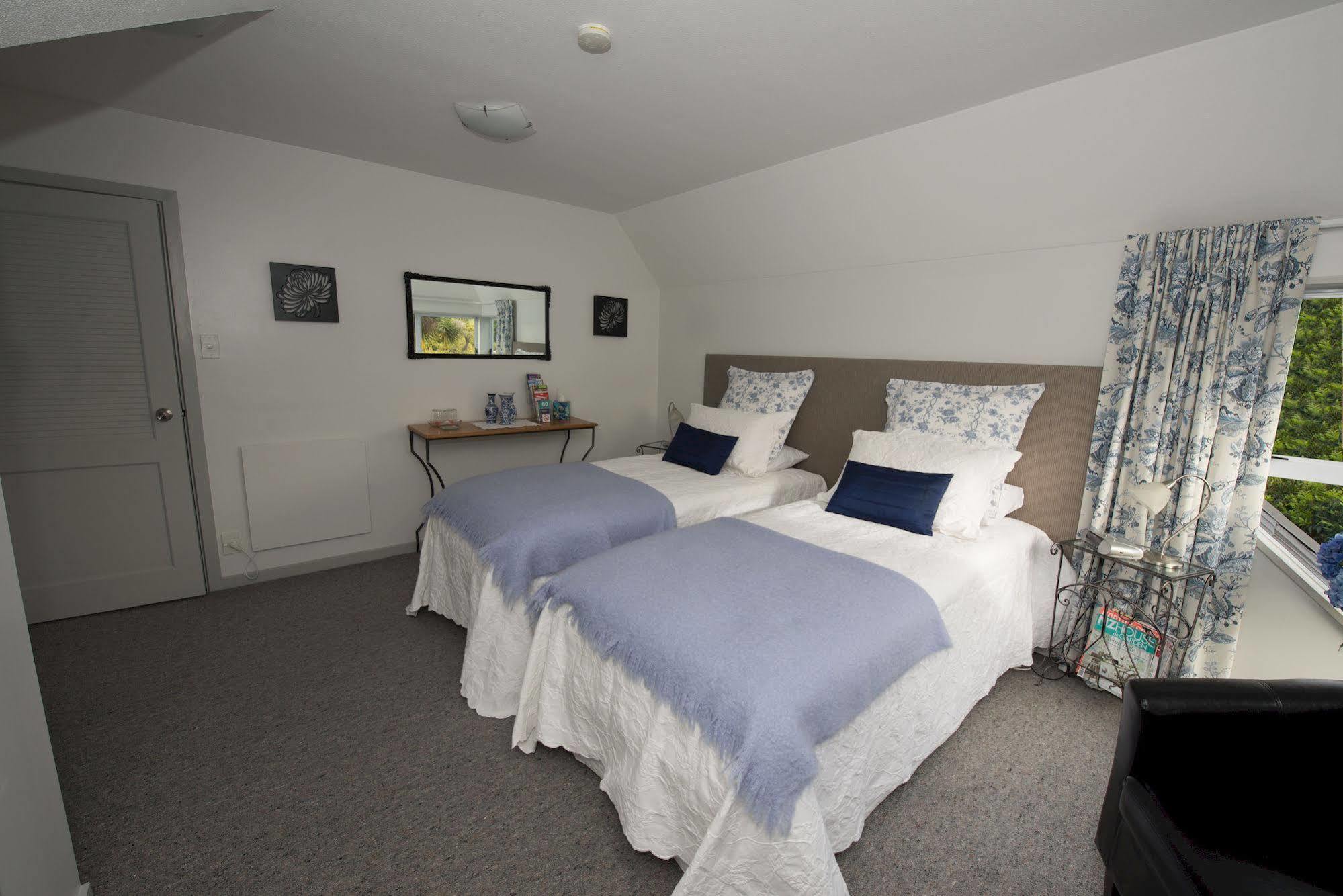 Finlay Banks Boutique Bed & Breakfast Christchurch Exterior photo